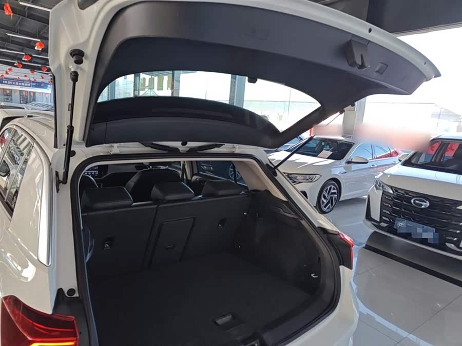 Volkswagen T-Roc 2018 — фото 16