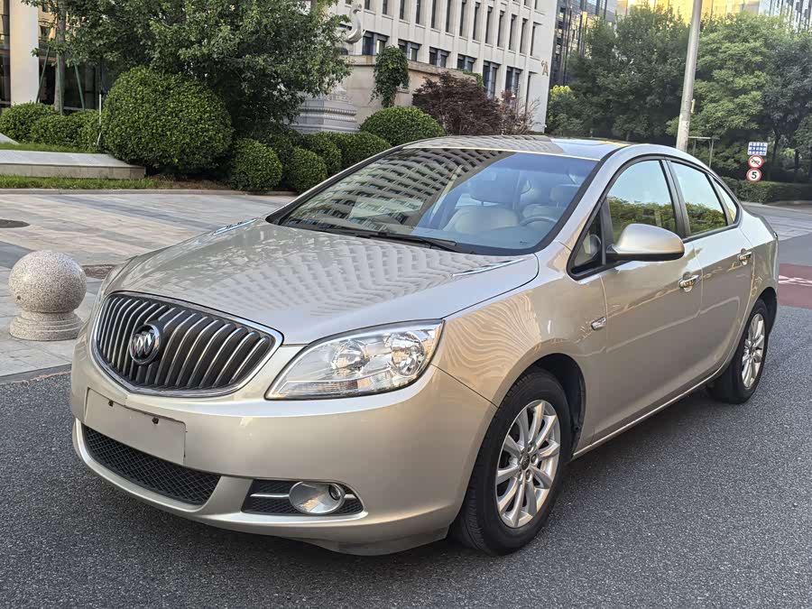 Buick Excelle 2013