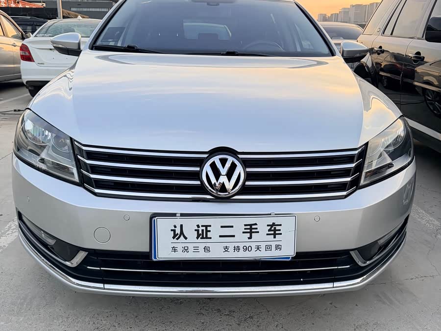Volkswagen Magotan 2012