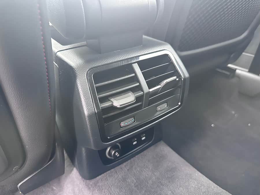 Audi Q3 Sportback 2022 — фото 15