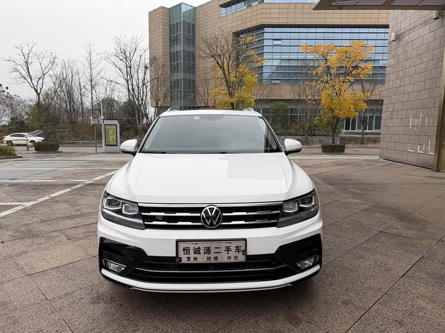 Volkswagen Tiguan L 2021