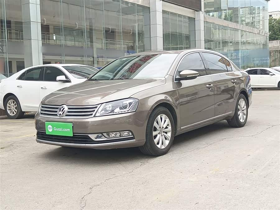 Volkswagen Magotan 2016