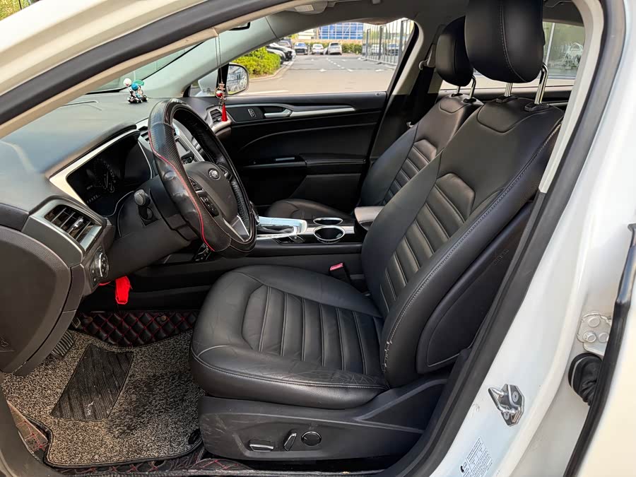 Ford Mondeo 2013