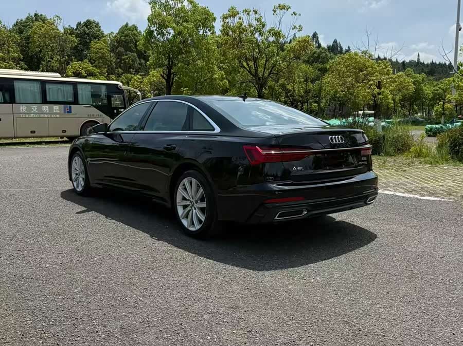 Audi A6L 2021