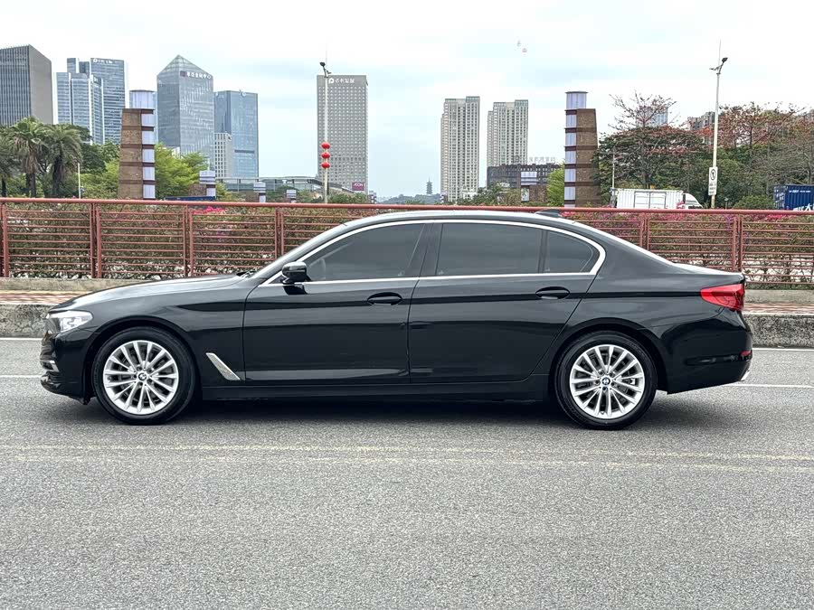 BMW 5 Series 2020