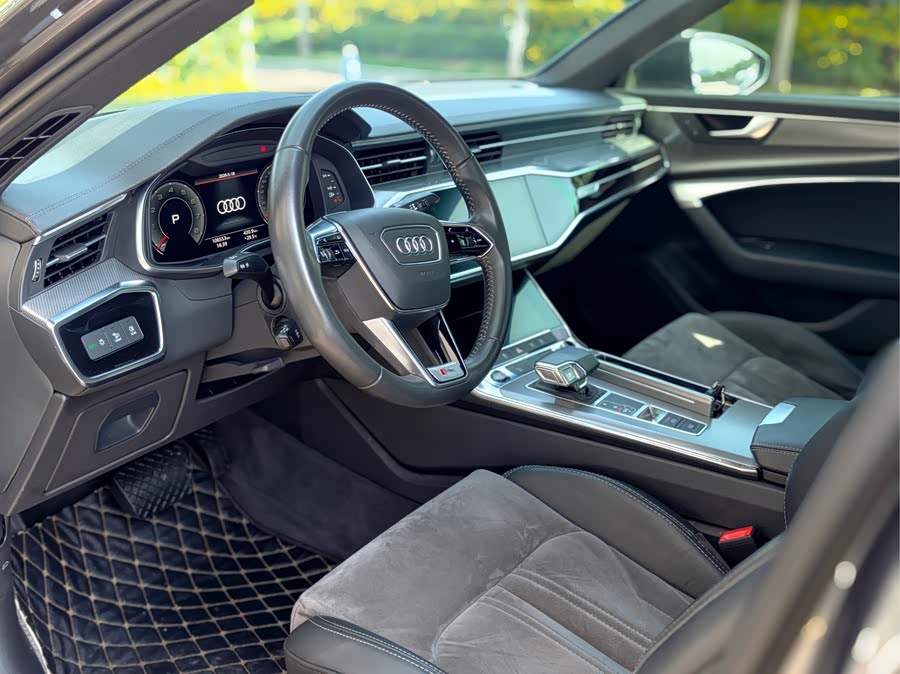 Audi A6L 2021