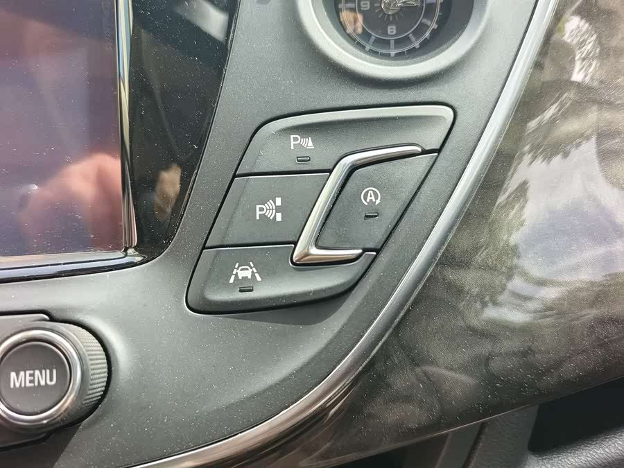 Buick Envision Plus 2016 — фото 18
