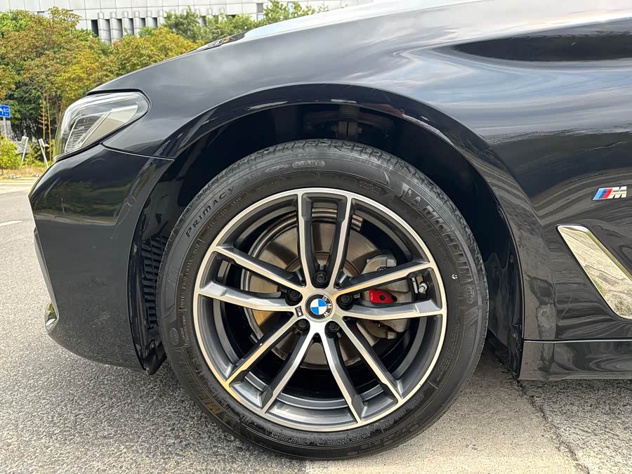 BMW 5 Series 2021