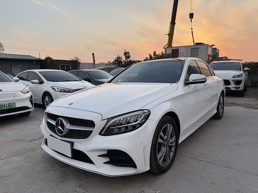 Mercedes-Benz C-Class 2020