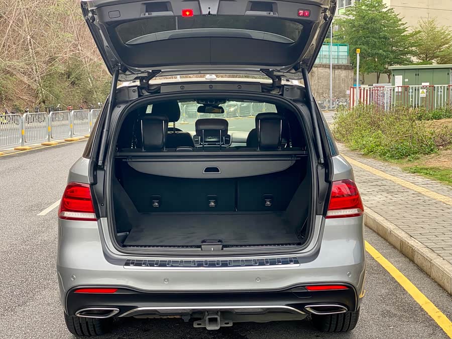 Mercedes-Benz GLE 2016 — фото 21
