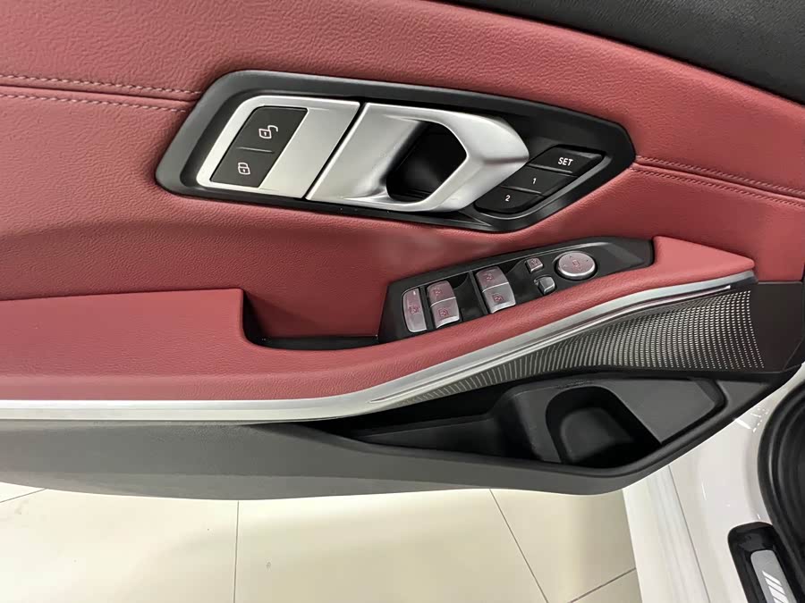 BMW 3 Series 2023 — фото 19