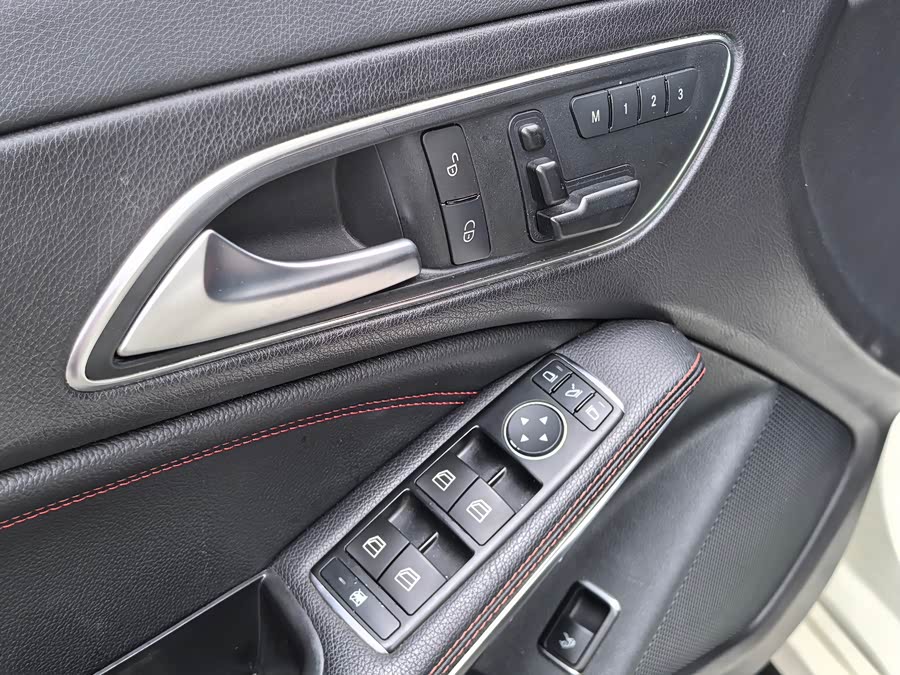 Mercedes-Benz Mercedes CLA AMG 2014 — фото 11