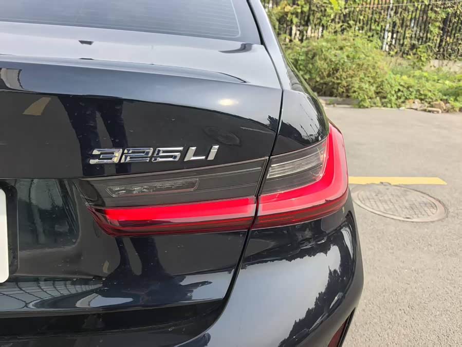 BMW 3 Series 2023