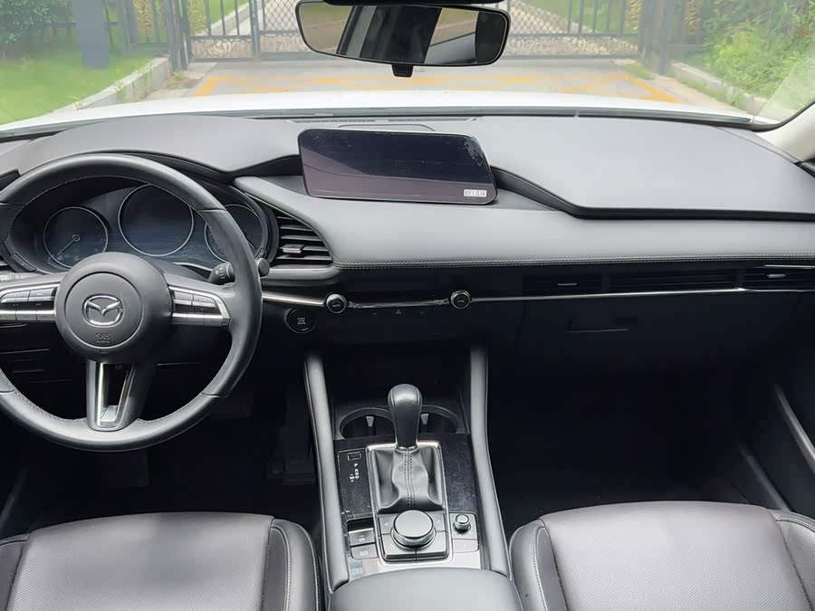 Mazda 3 Angkesela 2020