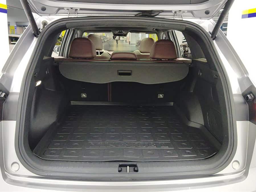 Geely Xingyue L 2021