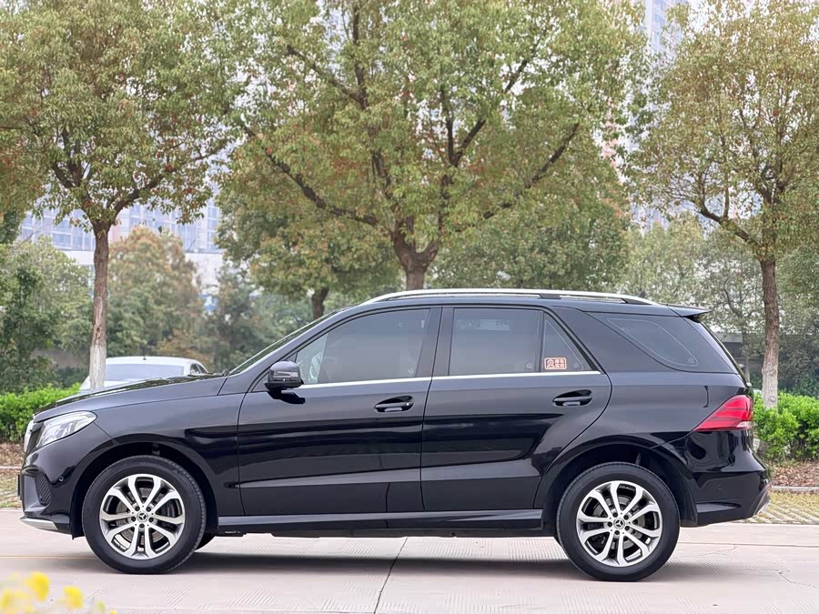 Mercedes-Benz GLE 2017
