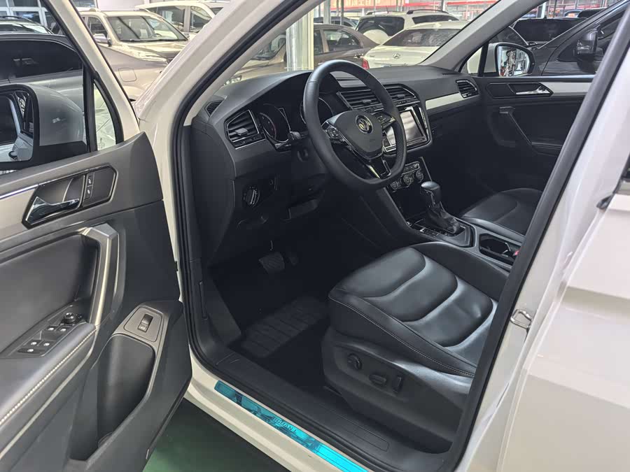 Volkswagen Tiguan L 2019