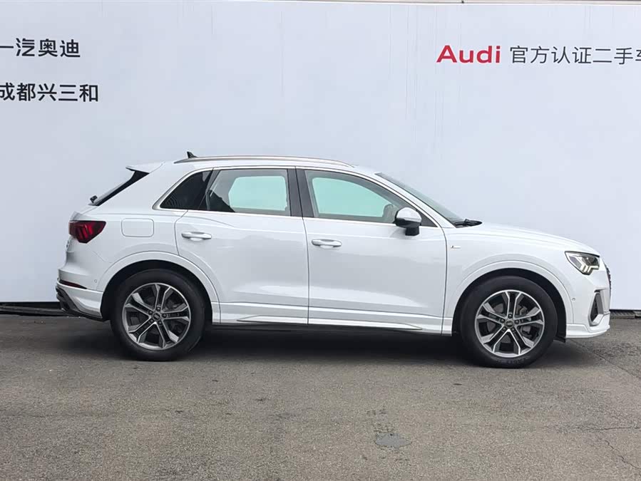 Audi Q3 2022