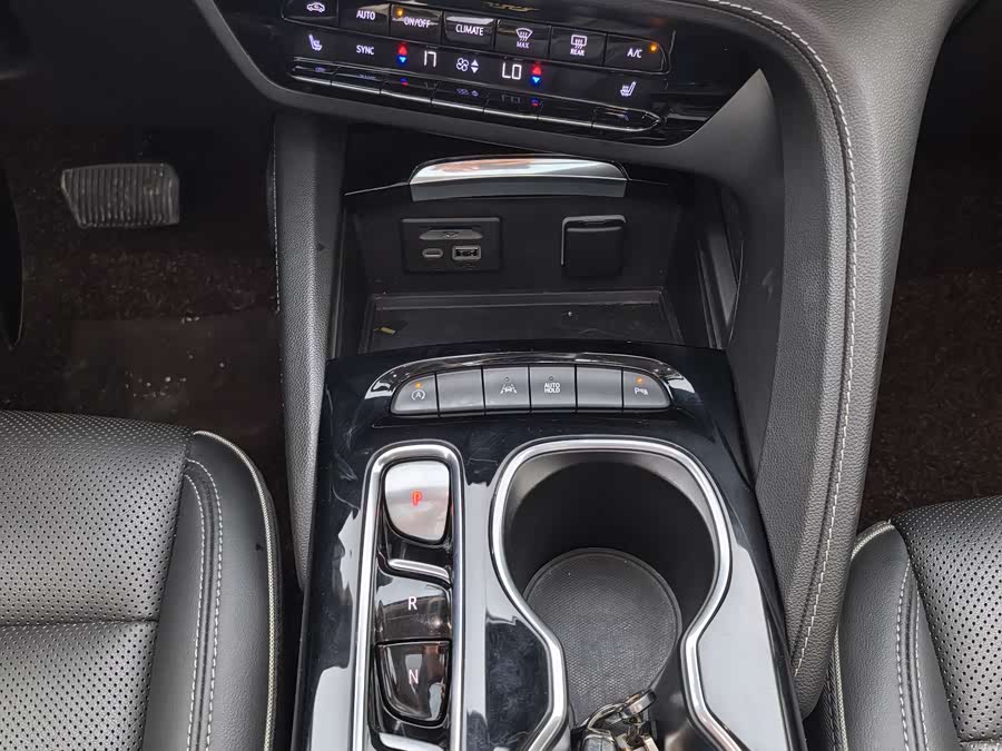 Buick Envision Plus 2021 — фото 15