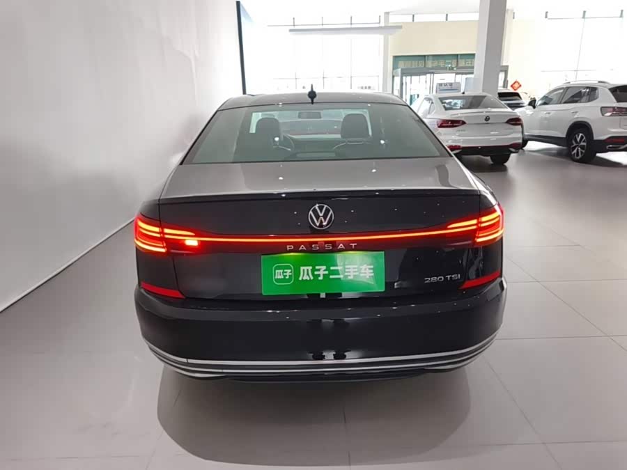 Volkswagen Passat 2024