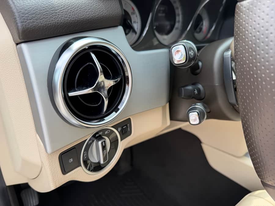Mercedes-Benz GLK-Class 2013 — фото 13