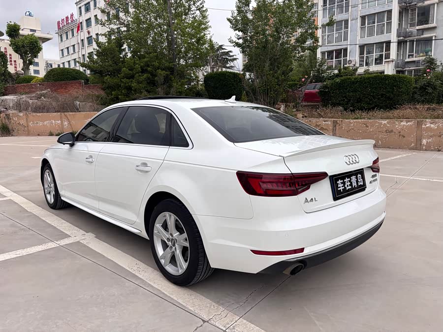 Audi A4L 2018