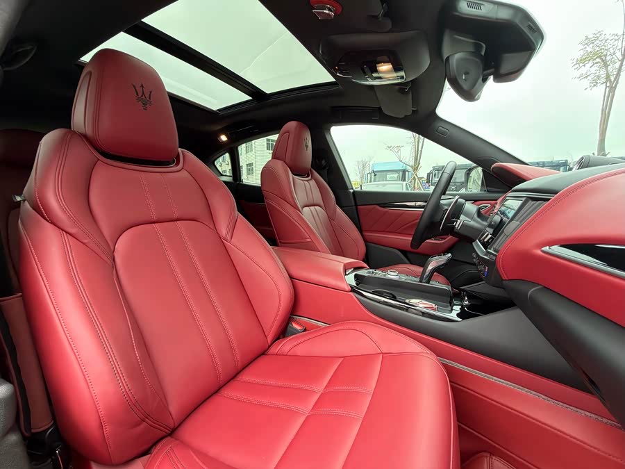 Maserati Levante 2022 — фото 15