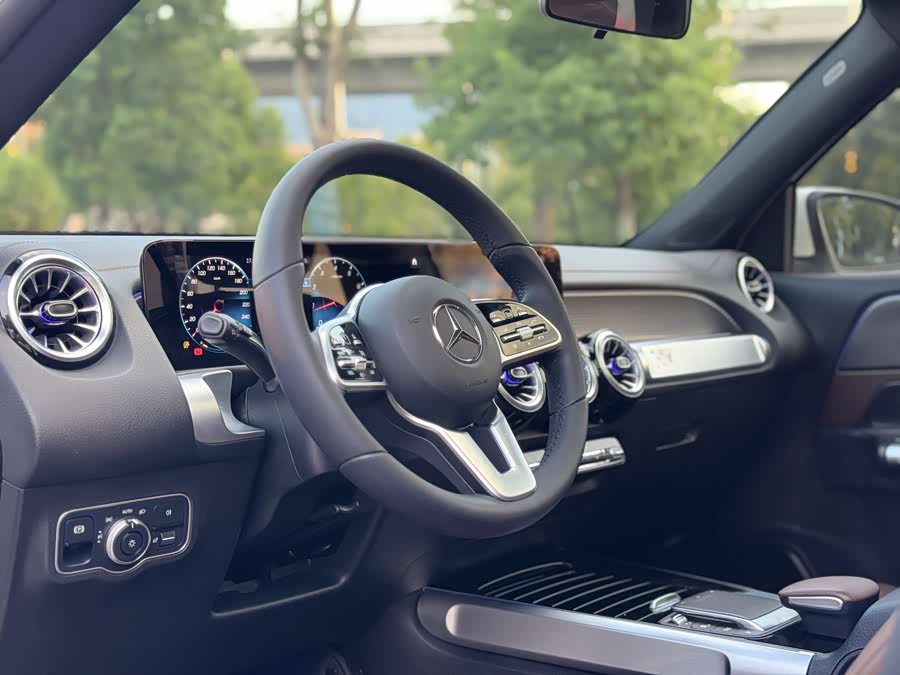 Mercedes-Benz GLB 2020 — фото 13