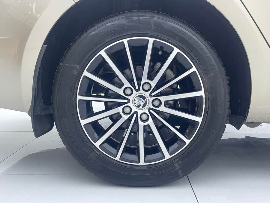 Skoda Octavia 2018 — фото 21