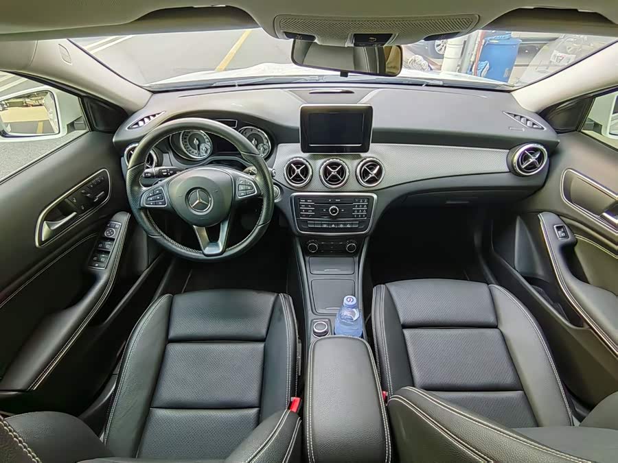 Mercedes-Benz GLA 2016 — фото 19