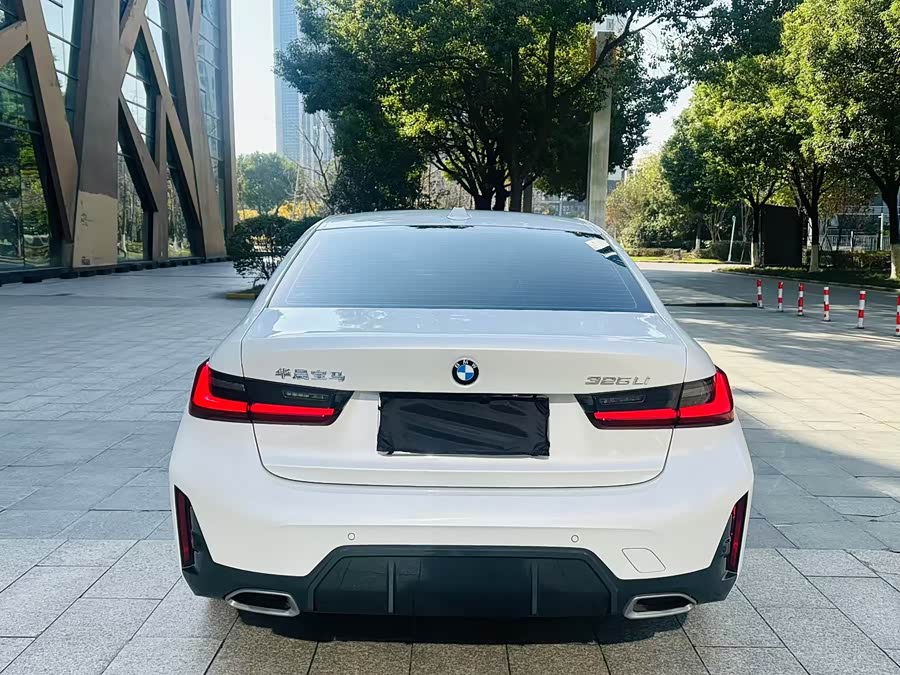 BMW 3 Series 2024