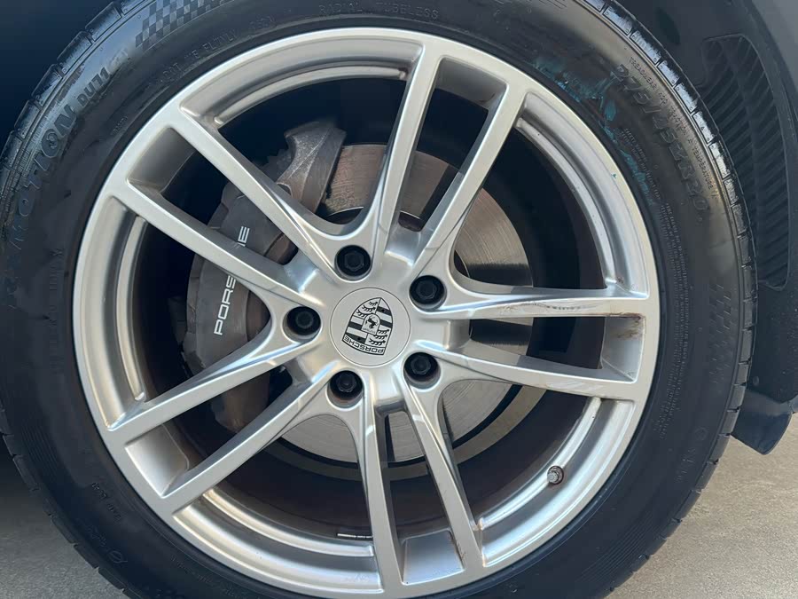 Porsche Cayenne 2019 — фото 19