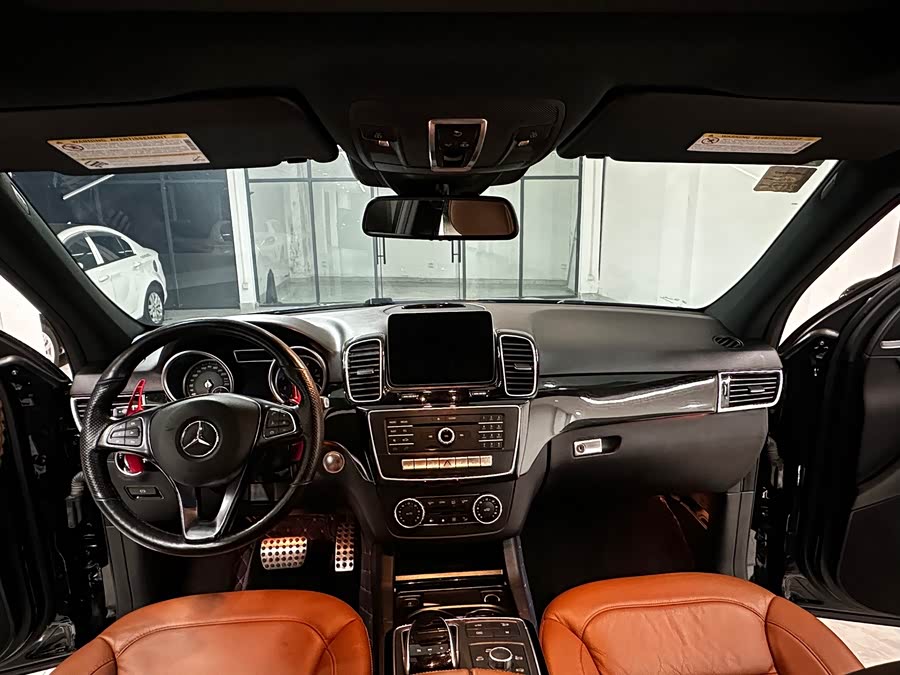 Mercedes-Benz GLE 2017 — фото 9