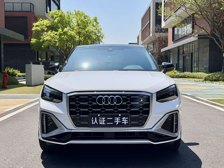 Audi Q2L 2022