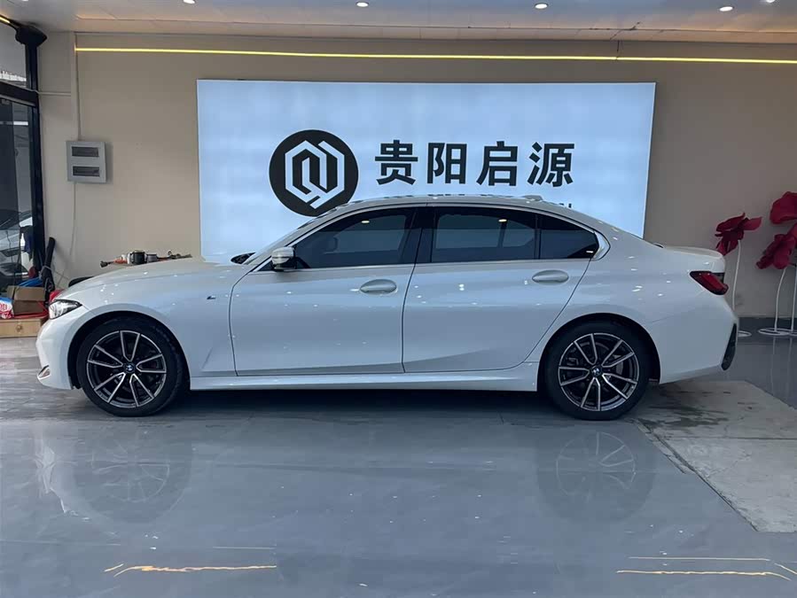 BMW 3 Series 2023