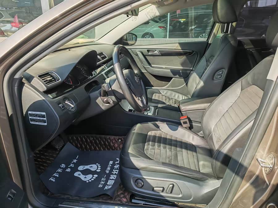 Volkswagen Magotan 2015