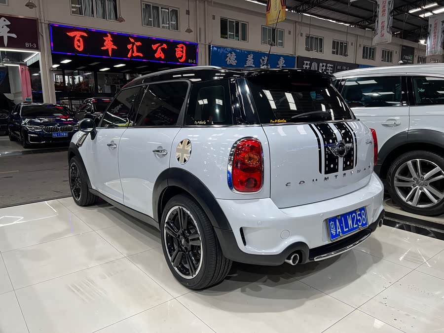MINI Countryman 2012