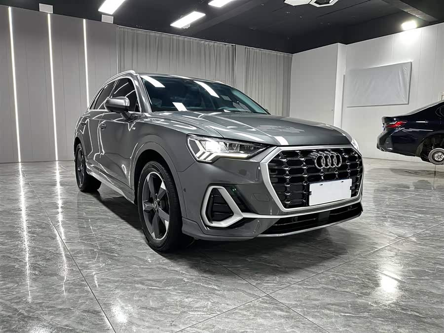 Audi Q3 2022