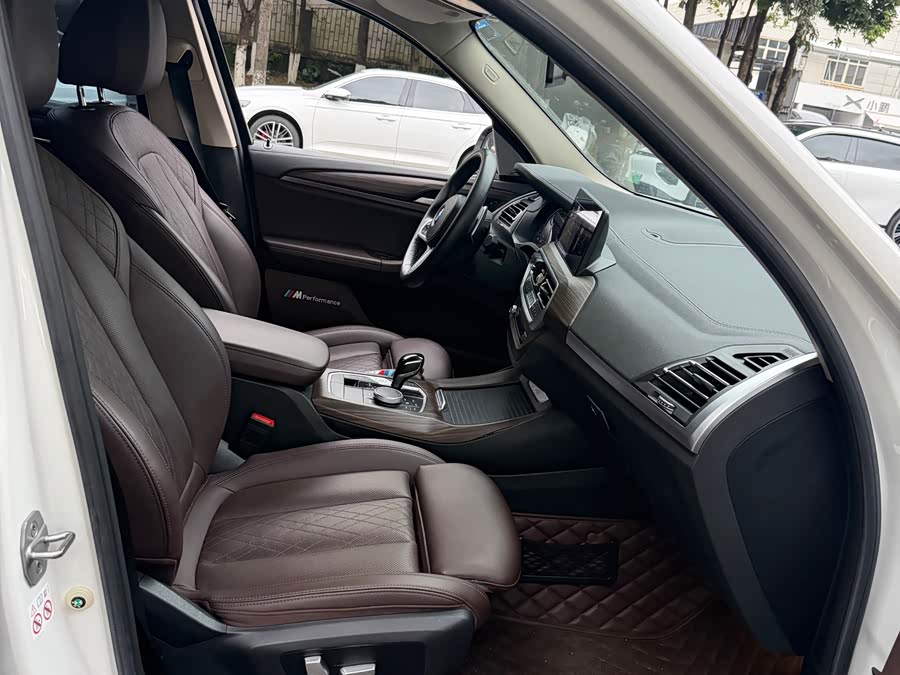 BMW X3 2022 — фото 17