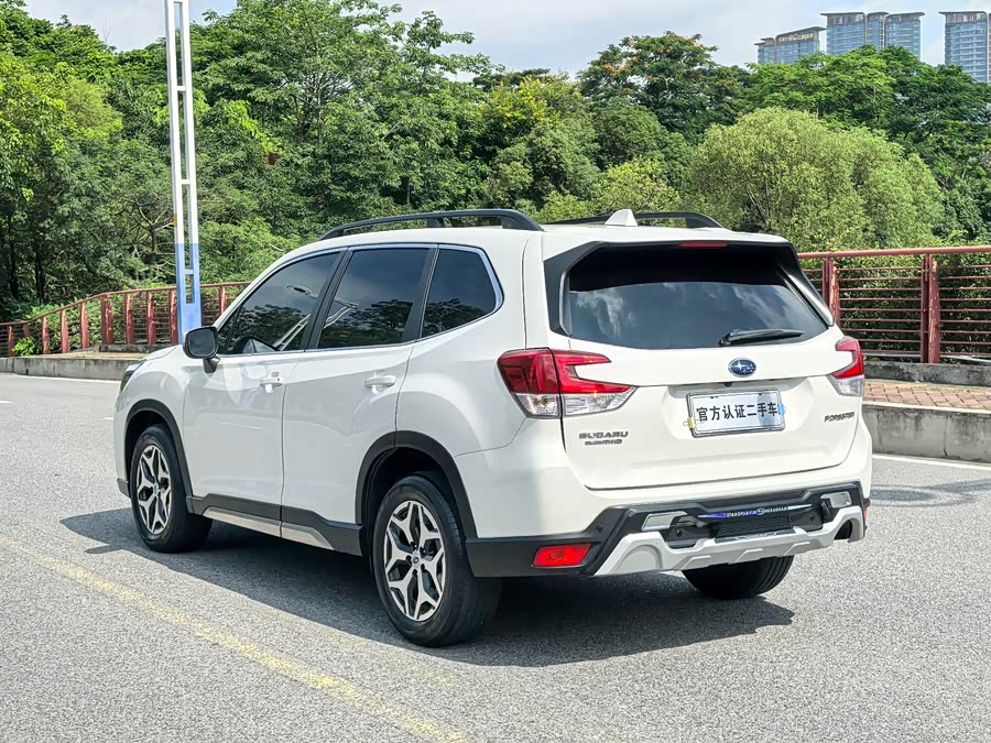 Subaru Forester 2021 — фото 17