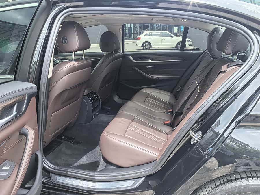 BMW 5 Series 2019