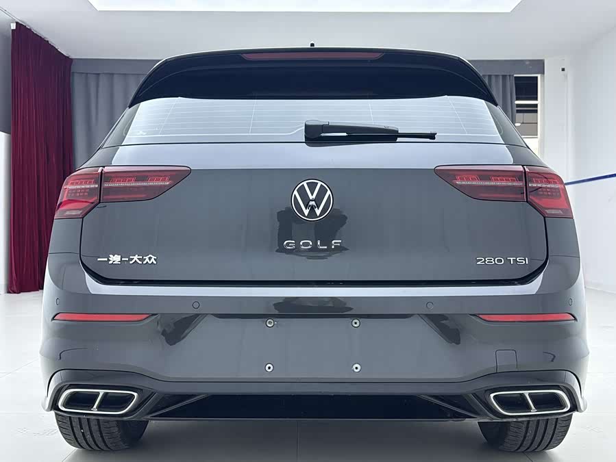 Volkswagen Golf 2021