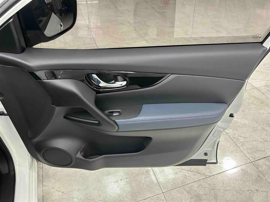 Nissan Qashqai 2025 — фото 12