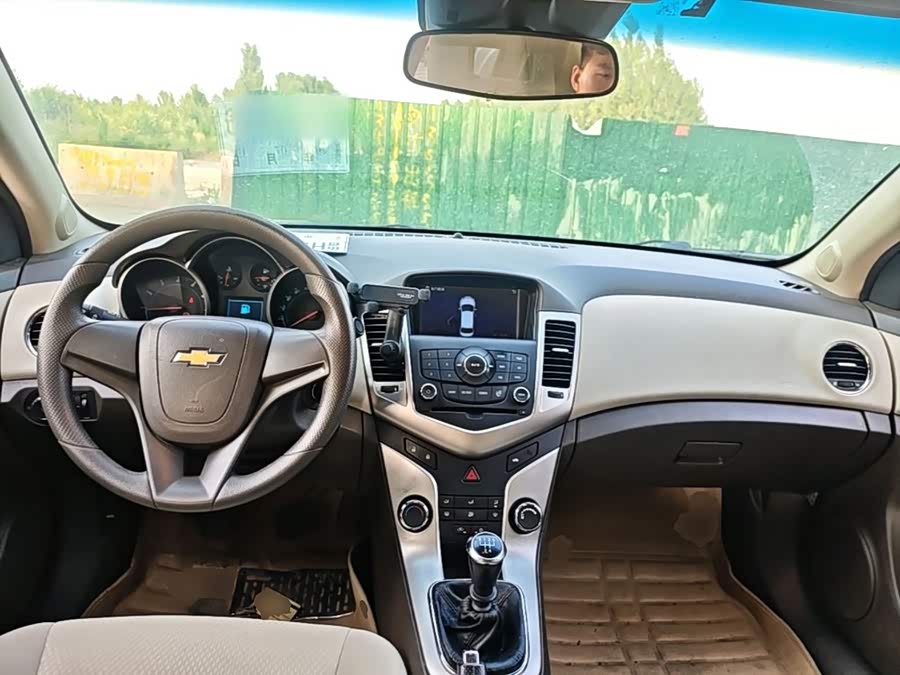 Chevrolet Cruze 2015 — фото 10