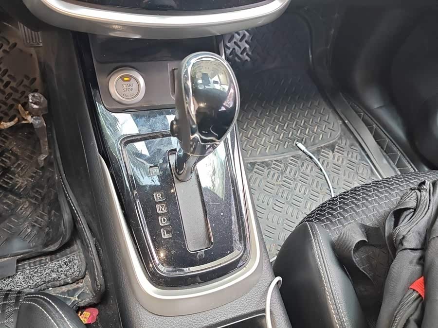 Nissan Tiida 2019
