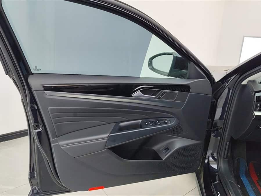 Volkswagen Passat 2023