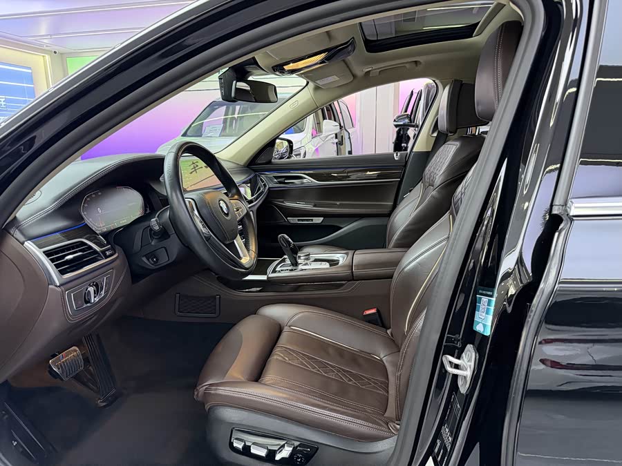 BMW 7 Series 2019