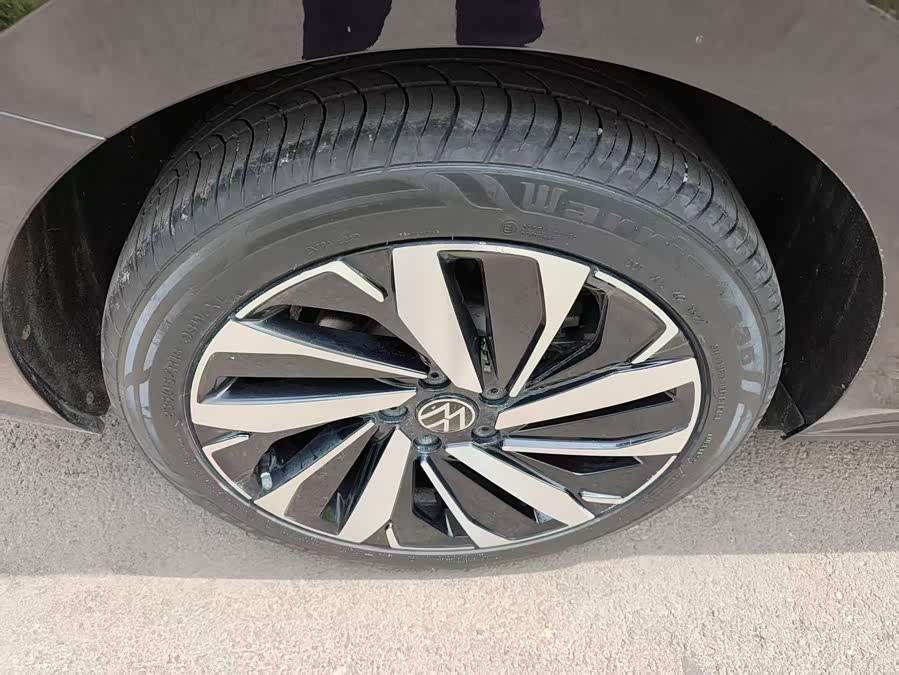 Volkswagen Passat 2022 — фото 16