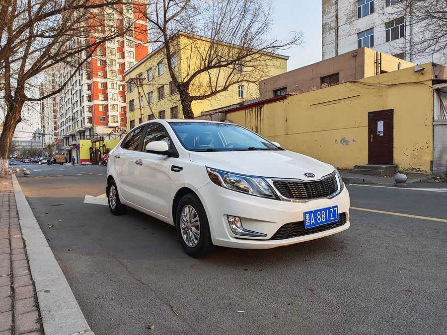 Kia K2 2012