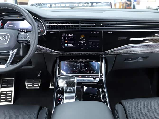 Audi SQ7 2024 — фото 18